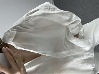 Beyaz Düşük Omuz Tensel Gömlek