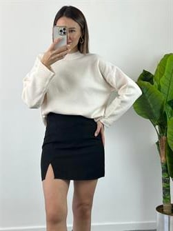 Bisiklet yaka beyaz yumoş kazak 