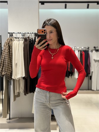 Bisiklet Yaka Parmak Geçmeli KIRMIZI
