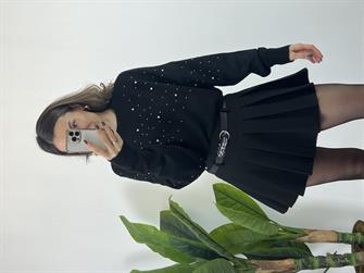 Bisiklet Yaka Siyah Taşlı Kazak