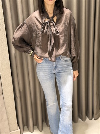 Boyundan Bağlamalı Tül Bluz KAHVE 