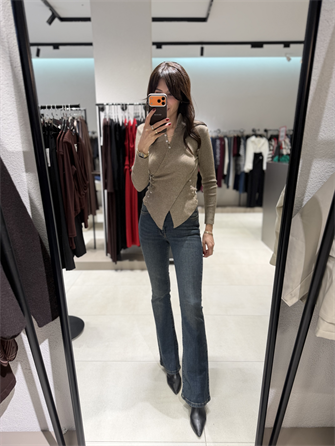 ÇAPRAZ DÜĞMELİ TRİKO VİZON