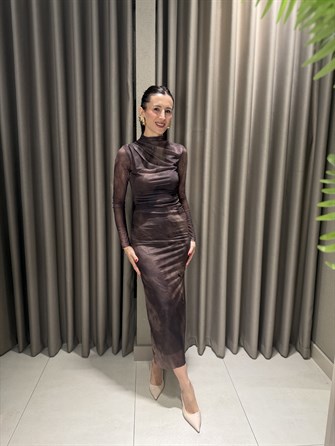 DESENLİ TÜL ELBİSE KAHVE