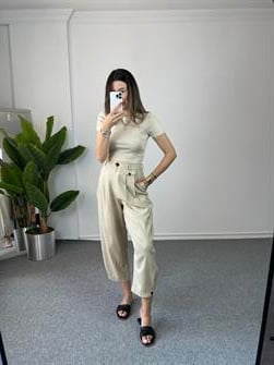 Dilvin Kısa Kollu Taş Crop