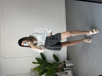 Düşük Omuz Gri Çizgili Gömlek 