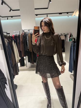 ETEĞİ KADİFE ASTARLI TÜL MİNİ ELBİSE KAHVE