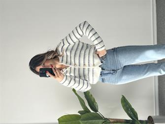 Gold Düğmeli Çizgili HIrka