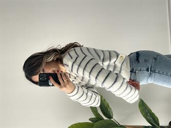 Gold Düğmeli Çizgili HIrka