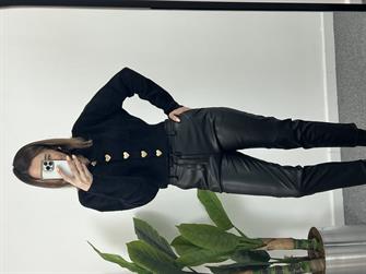 Gold Düğmeli Yumoş Siyah Hırka