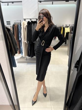 Gold Toka Detay Midi Boy Elbise SİYAH