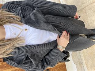 Gri Siyah Balık Sırtı Desen Kaban