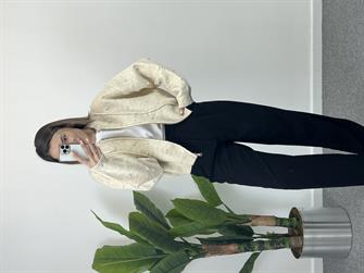 İnci Detay Krem Hırka 