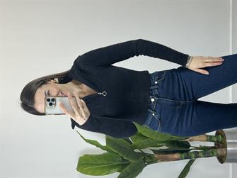 Kamyoner Yaka Fermuarlı Siyah Yumoş Kazak