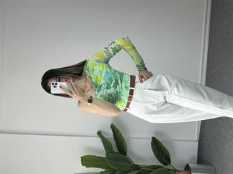 Kemerli Havuç Paça Beyaz Pantolon