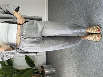 Keten Gömlekli Gri Takım 