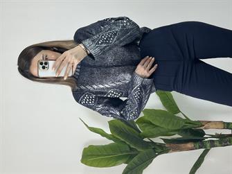 Lacivert Varaklı Parçalı Kazak