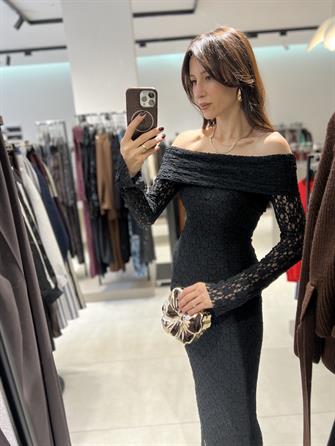 Madonna Yaka Dantel Elbise SİYAH