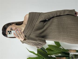 Madonna yaka vizon triko elbise