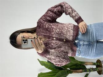 Marka Model Bordo Düğmeli Hırka