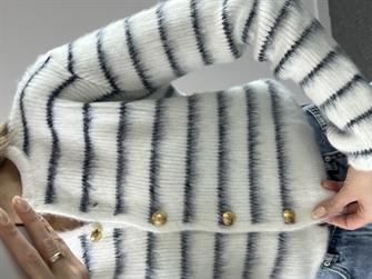 Marka Muadili Yumoş Çizgili Hırka