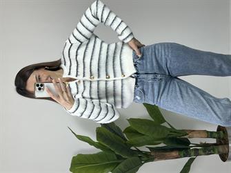 Marka Muadili Yumoş Çizgili Hırka