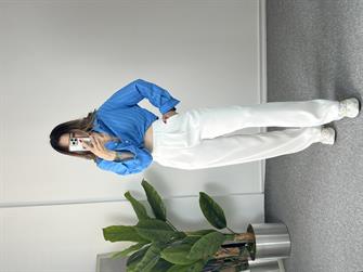 Mavi Çizgili Gömlek