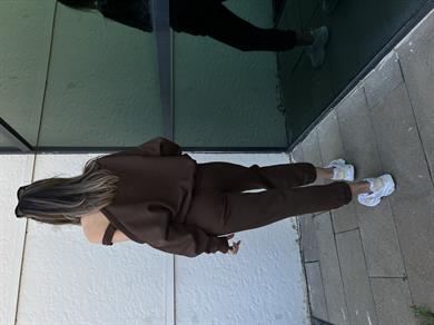 Omuz Detaylı Eşofman Takımı