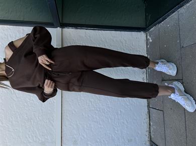 Omuz Detaylı Eşofman Takımı