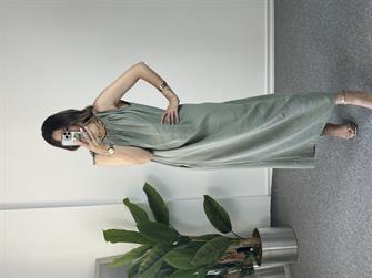 Omzu Bağlamalı Tensel Çağla Elbise