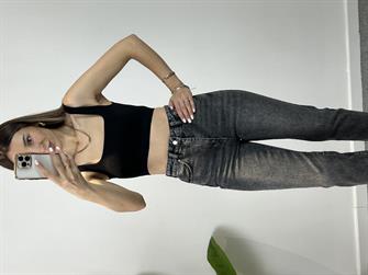 Orjinal Marka Koyu Füme Kesik Paça Momfit Jean