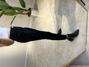 Orjinal Marka Siyah Kesik Paça Momfit Jean