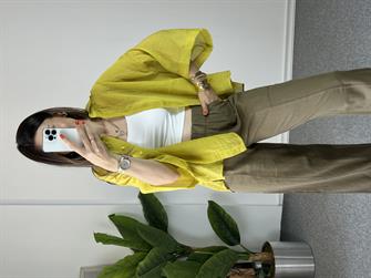 Owersize İpeksi Sarı Gömlek 