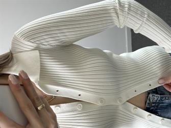 Polo Yaka Düğmeli Beyaz Hırka