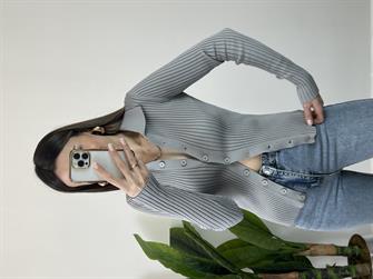 Polo Yaka Düğmeli Gri Hırka