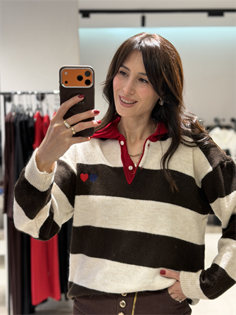 POLO YAKA KALPLİ KAZAK 