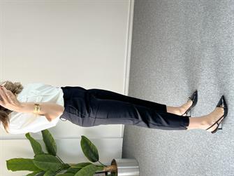 Siyah Dar Paça Kumaş Pantolon