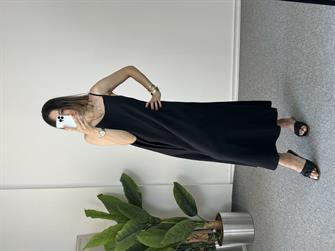 Siyah İp Askılı Elbise