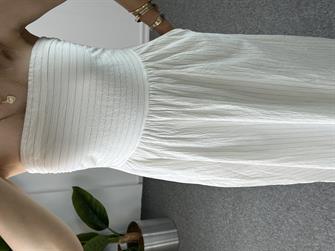 Straplez Beyaz Keten Elbise