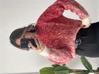 Taşlı Yün Kırmızı Kazak