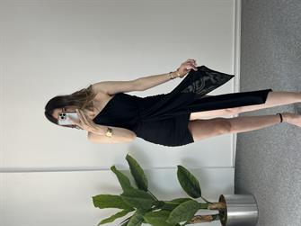 Tek Omuz Siyah Kuyruklu Elbise