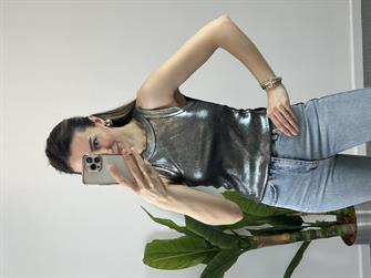 Varaklı Halter Yaka Bluz