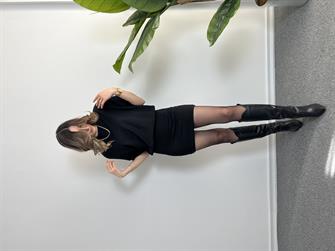 Vatkalı T-shirt Siyah Elbise