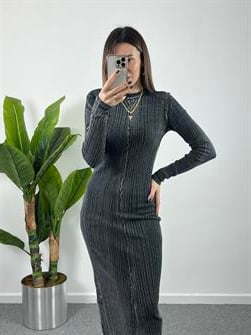 Yıkamalı Gri Triko Elbise