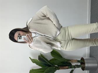 Yırtık Detay Karamel Hırka