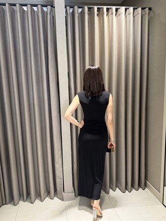 Yırtmaç Detay Beli Tokalı Elbise SİYAH