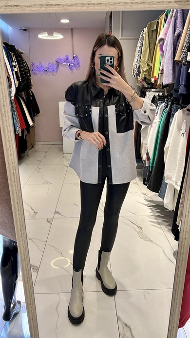 Zımba Detaylı Kaşe Ceket