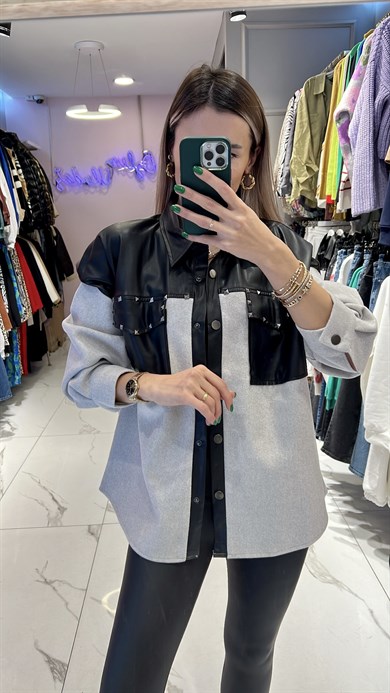 Zımba Detaylı Kaşe Ceket