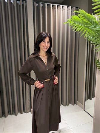 ZR MODEL TENSEL MİDİ BOY DÜĞMELİ ELBİSE KAHVE