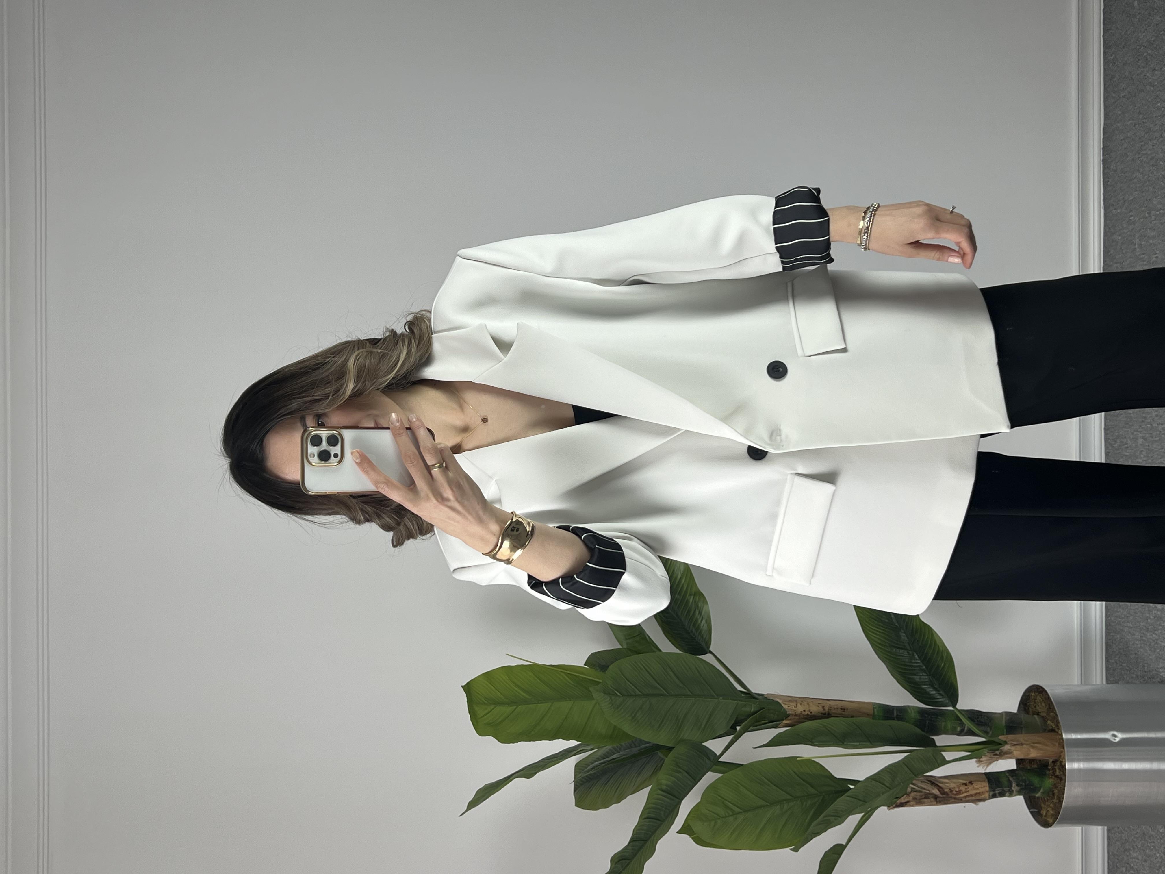 Astarı Çizgili Beyaz Owersize Blazer Ceket