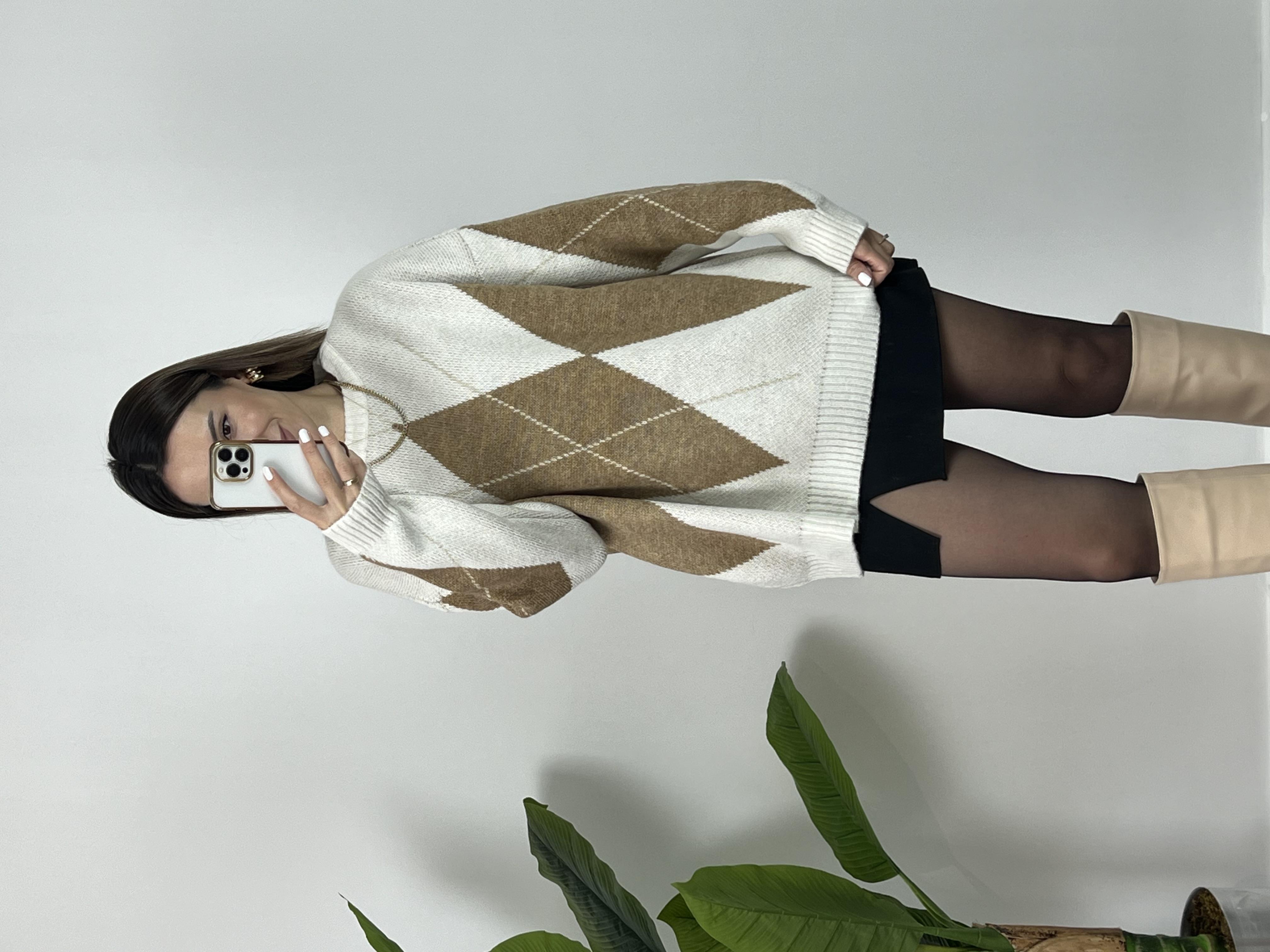 BAKLAVA DESEN EKRU KAZAK